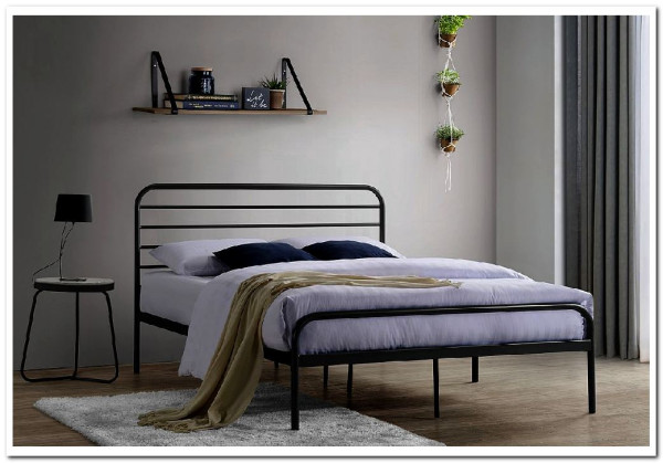 Купить Кровать SIGNAL BOLONIA 140/200 (черный) с доставкой по России по цене производителя можно в магазине Другая мебель в Алексеевке